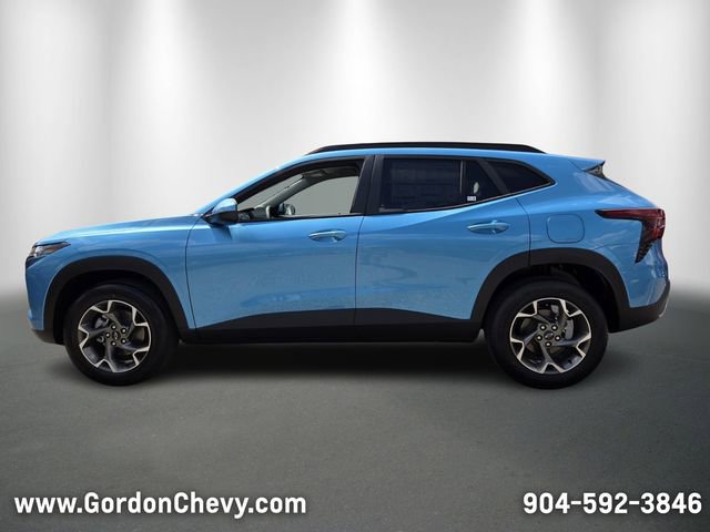 New 2026 Chevrolet Trax LT w/ Driver Confidence Package image 2