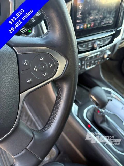 Used 2023 Chevrolet Traverse LT w/ Midnight/Sport Edition AWD/4WD image 10