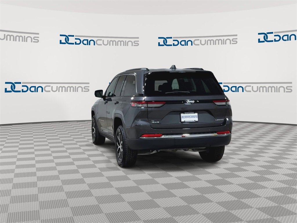 Used 2025 Jeep Grand Cherokee Limited image 7