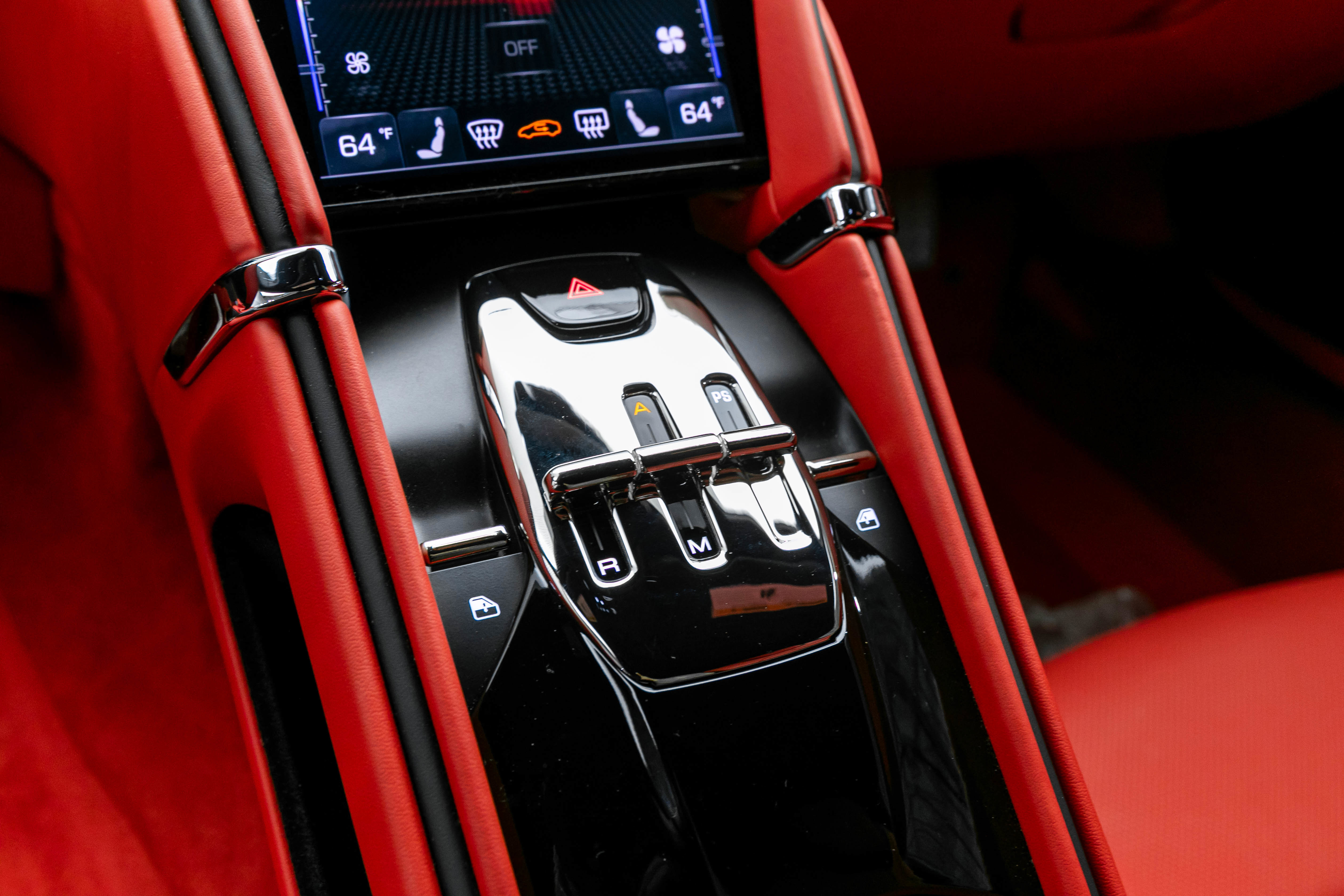 Certified 2024 Ferrari Roma image 6