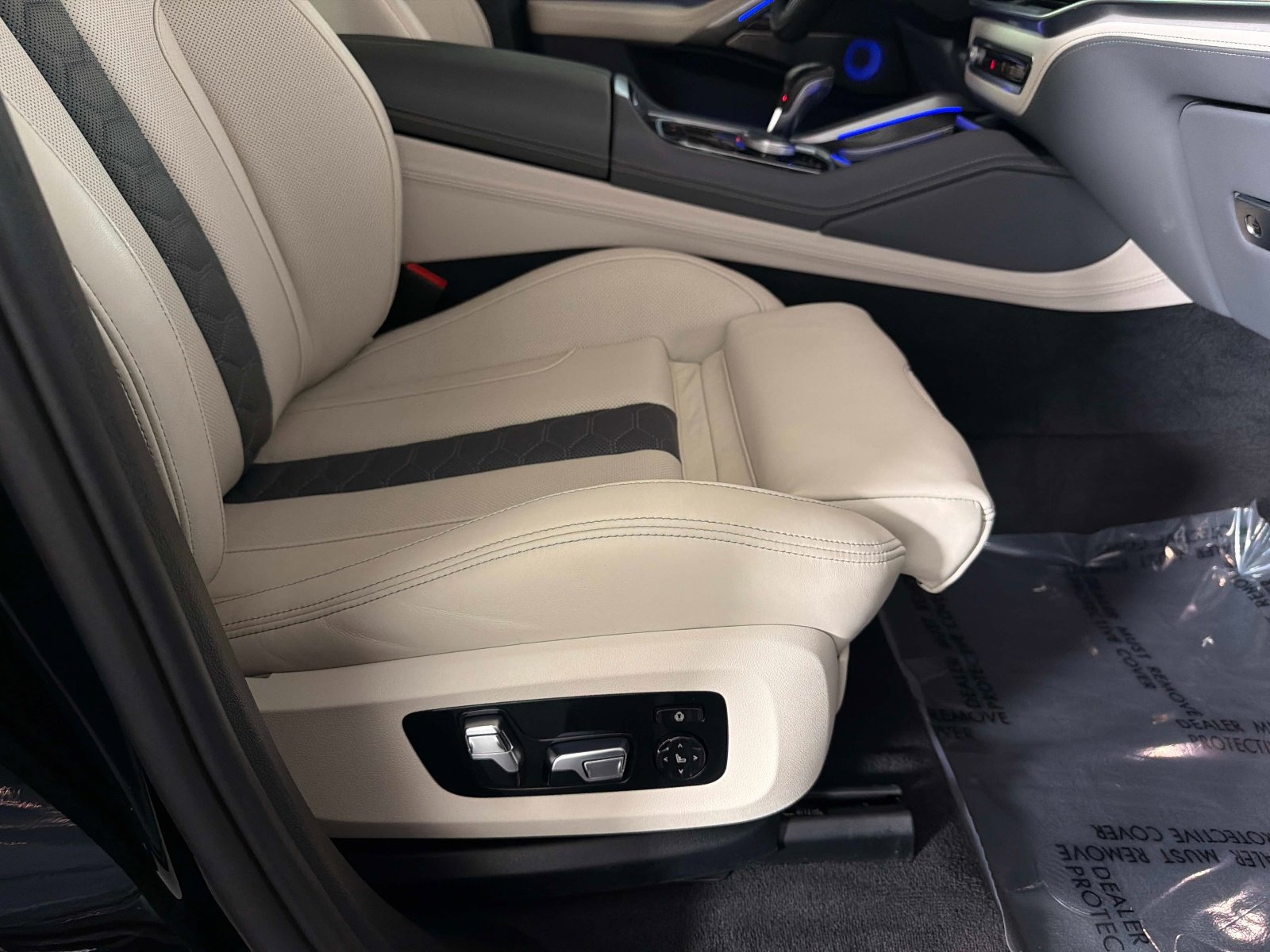 Used 2024 BMW X6 M Competition image 22