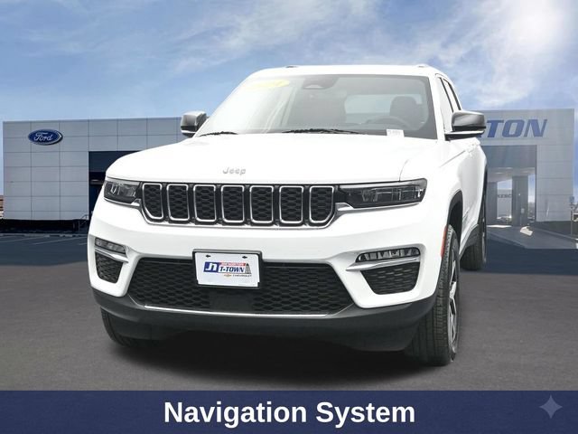 Used 2024 Jeep Grand Cherokee Limited w/ Trailer Tow Package AWD/4WD image 3