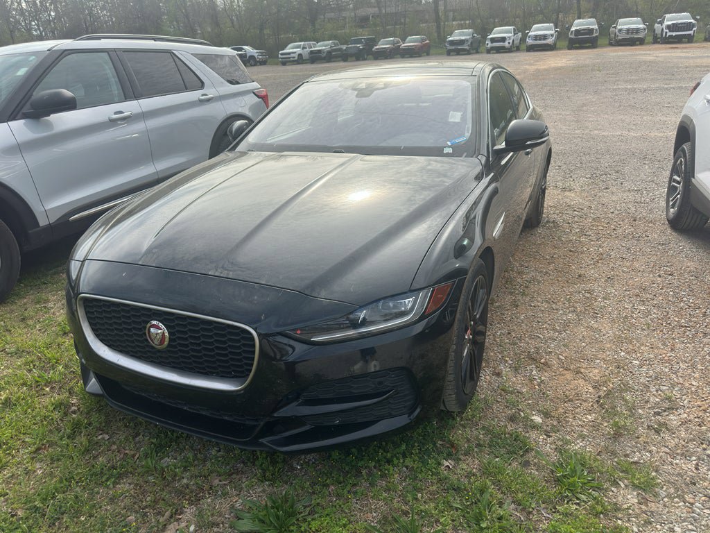 Used 2020 Jaguar XE S RWD image 2