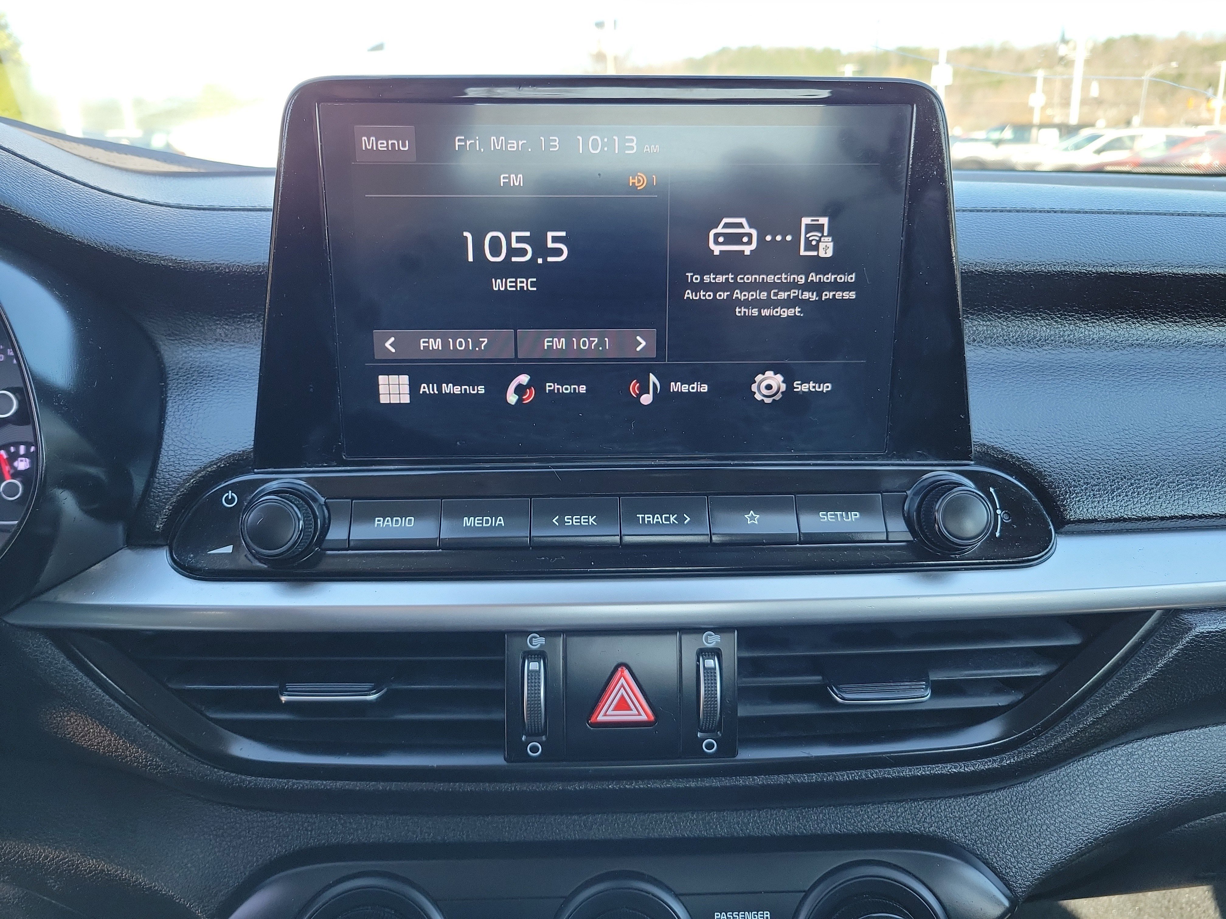 Used 2023 Kia Forte LXS FWD image 9