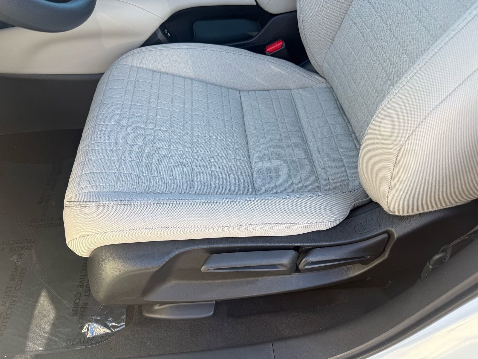 New 2026 Honda HR-V LX image 13