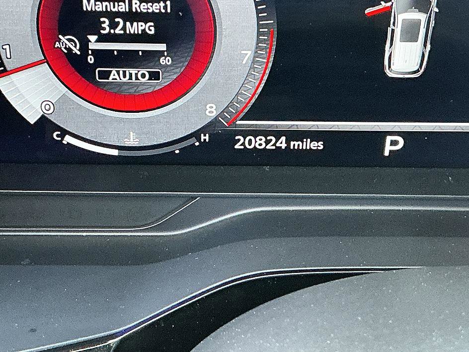 Certified 2024 Nissan Pathfinder Platinum w/ Cargo Package image 15