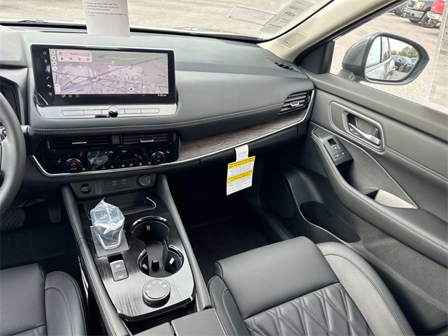 New 2026 Nissan Rogue Platinum w/ Platinum Premium Package image 19