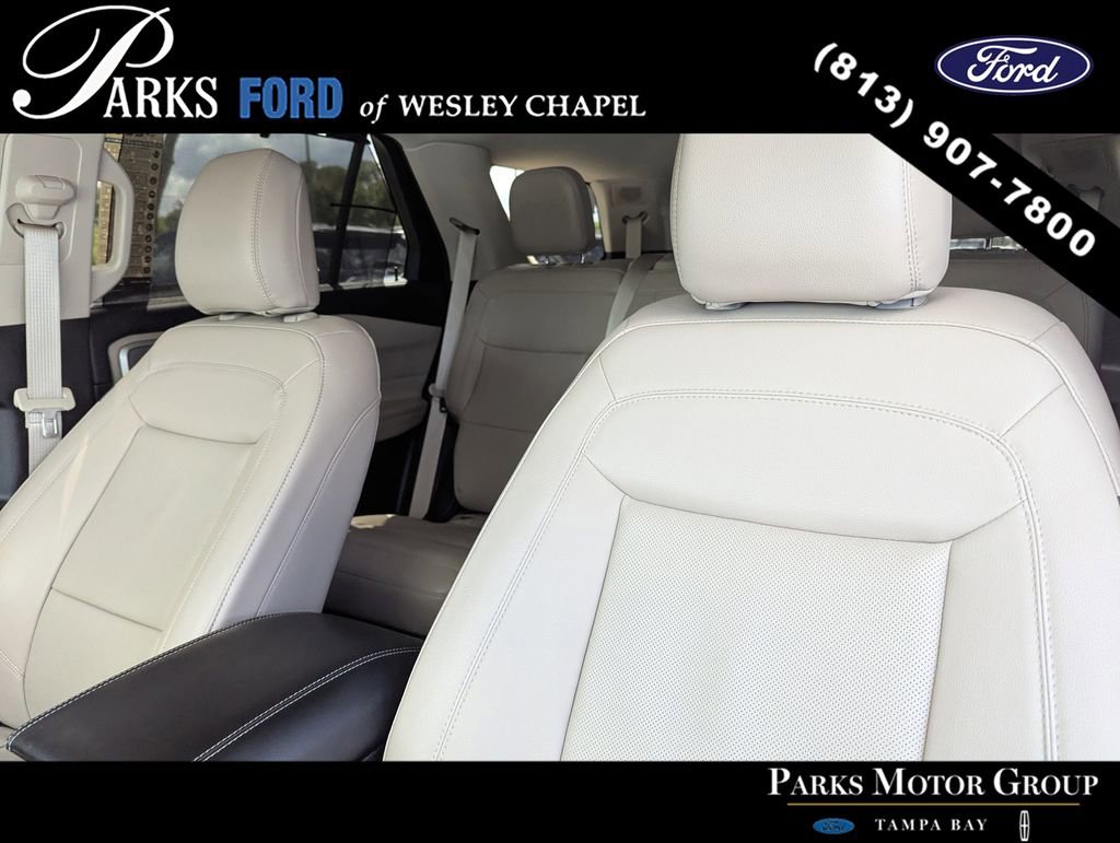 Used 2022 Ford Explorer Limited w/ Equipment Group 301A image 20