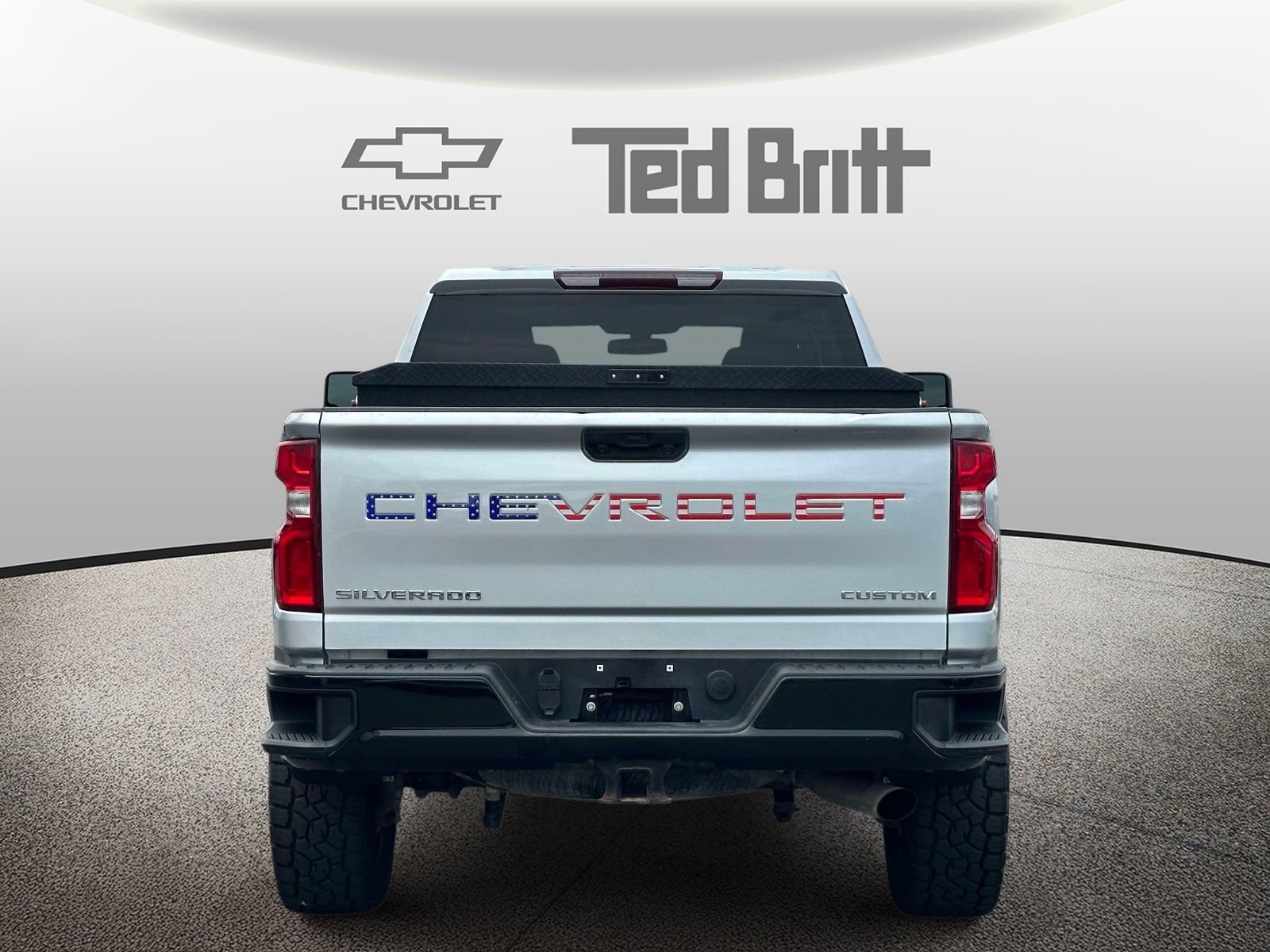 Used 2020 Chevrolet Silverado 2500 Custom w/ Custom Value Package AWD/4WD image 5