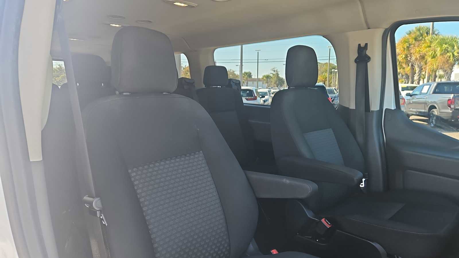 Used 2023 Ford Transit 350 XL image 26