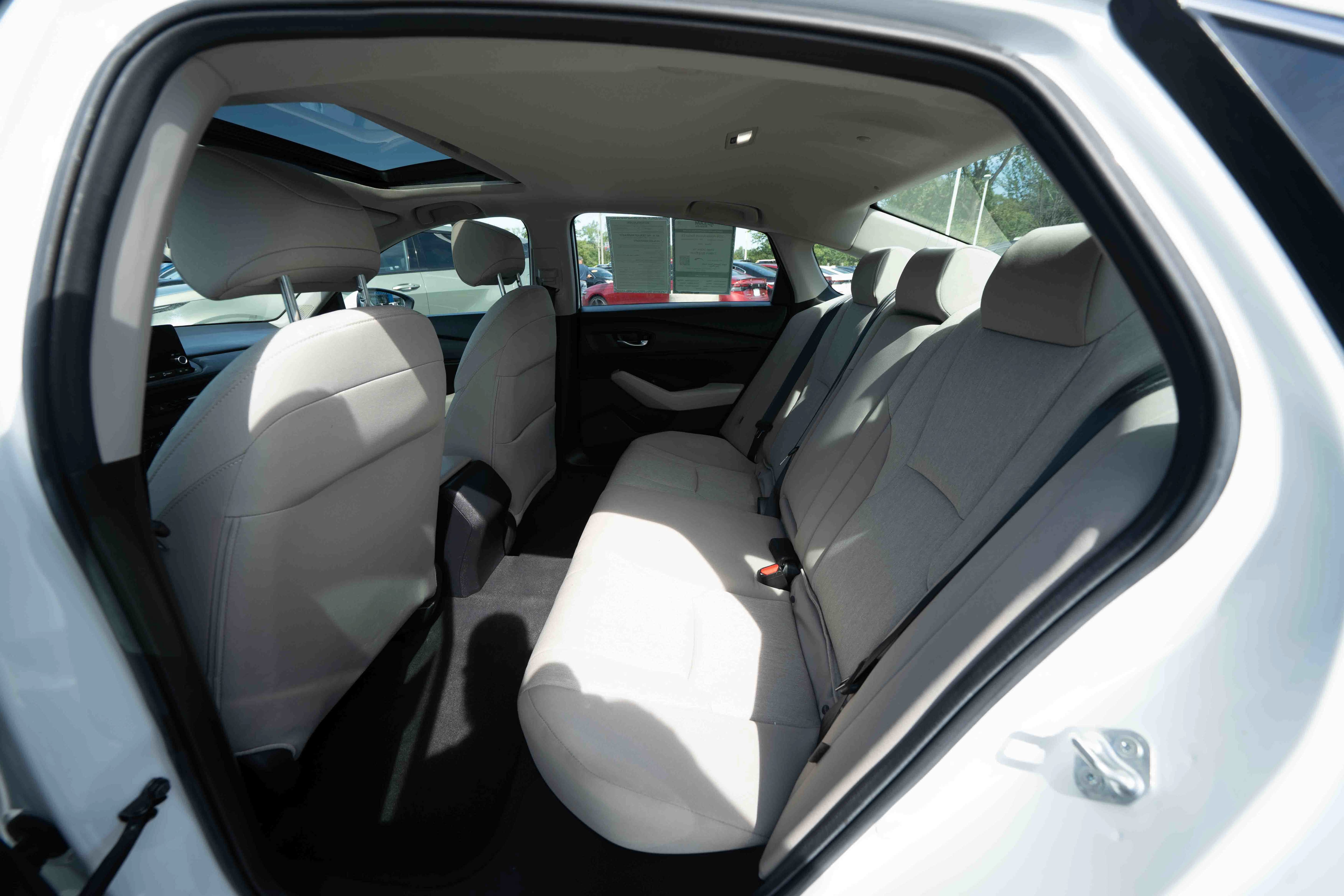 Used 2024 Honda Accord EX image 23