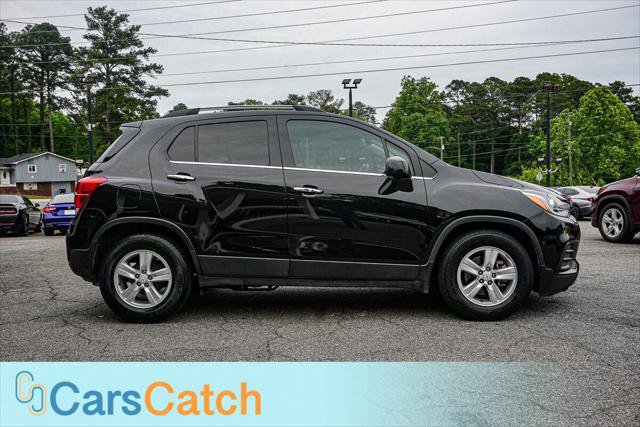 Used 2020 Chevrolet Trax LT w/ LT Convenience Package FWD image 9