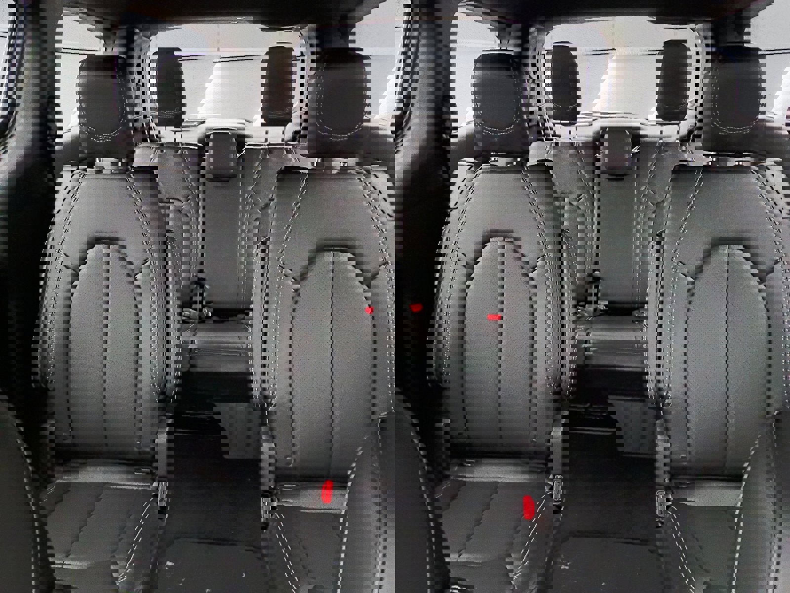 New 2026 Chrysler Pacifica Select image 14