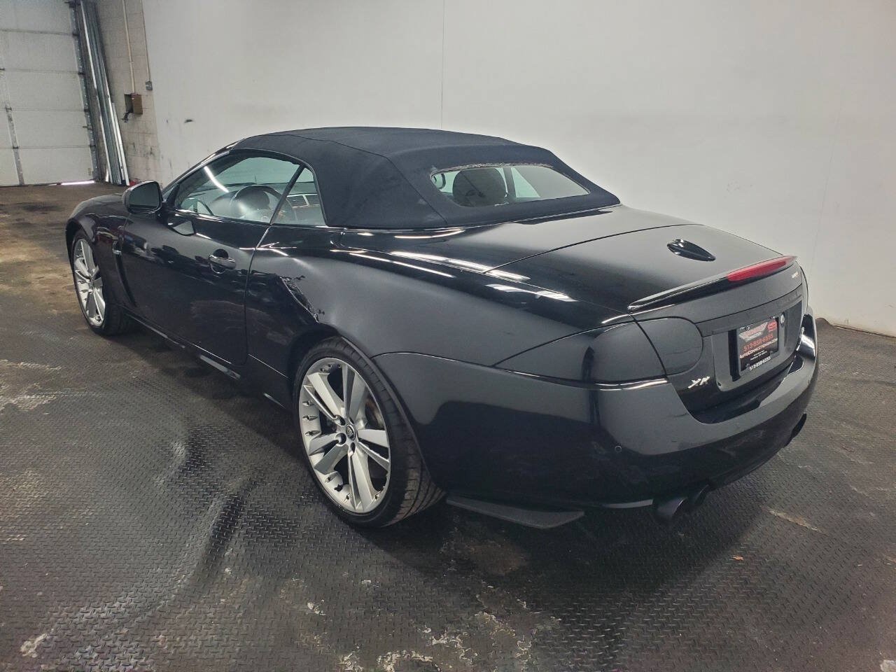 Used 2010 Jaguar XKR R RWD image 5
