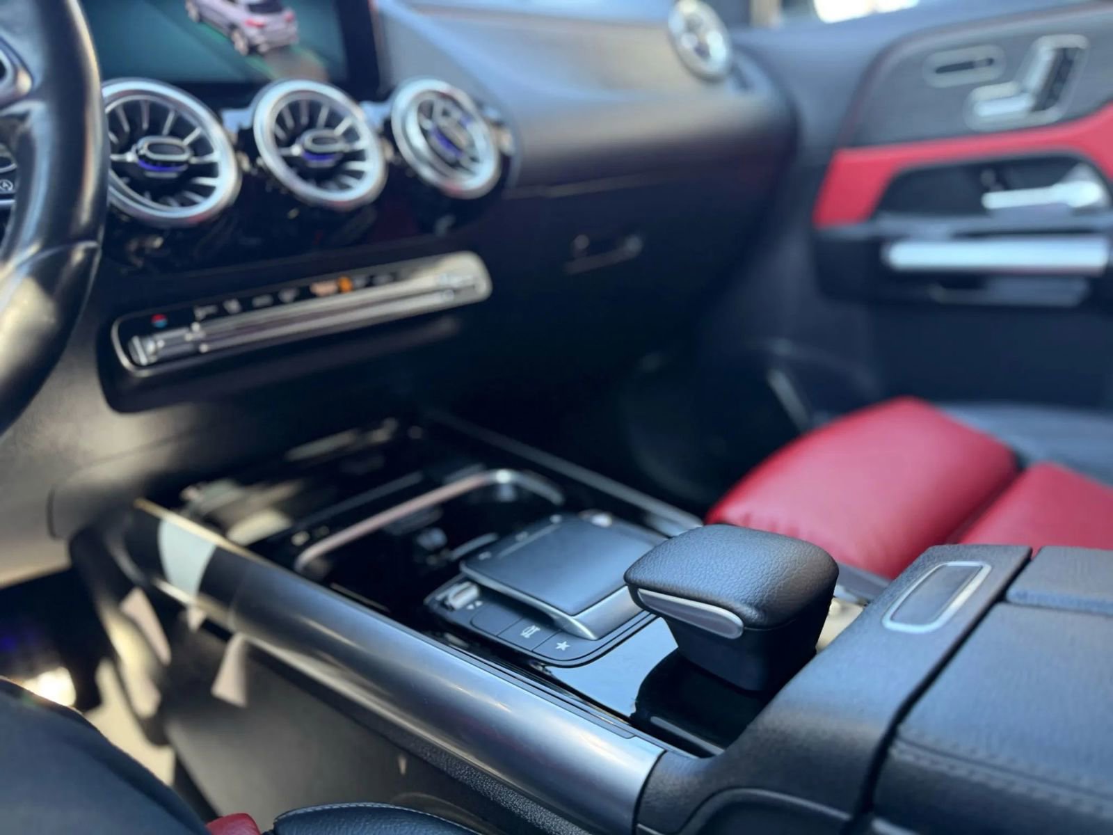 Used 2023 Mercedes-Benz GLA 250 4MATIC image 50