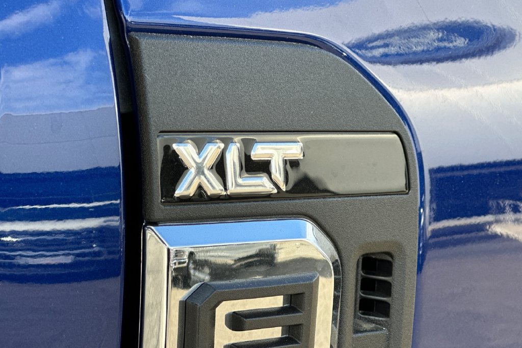 New 2026 Ford F250 XLT w/ XLT Premium Package AWD/4WD image 26