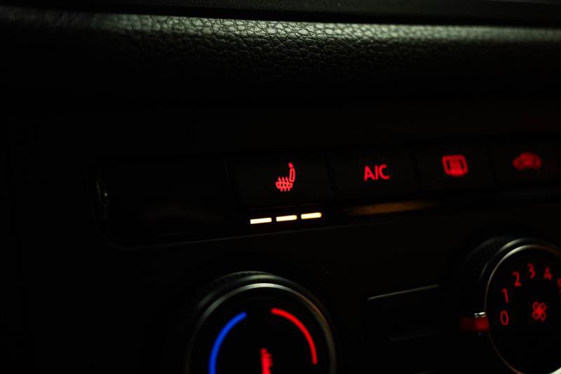 Used 2016 Volkswagen Tiguan SE image 21