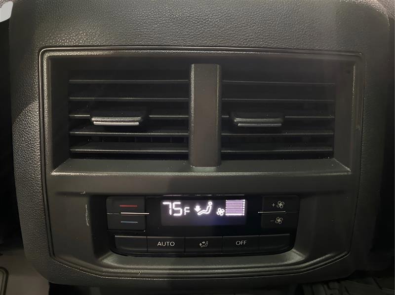 Used 2021 Volkswagen Atlas SE w/ Panoramic Sunroof Package image 15