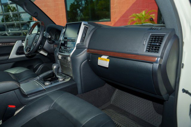 Used 2020 Toyota Land Cruiser Heritage Edition AWD/4WD image 26