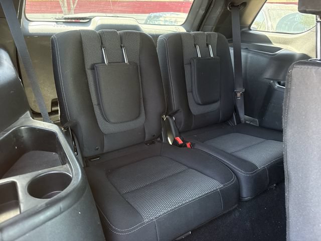 Used 2019 Ford Explorer XLT w/ Equipment Group 201A AWD/4WD image 31