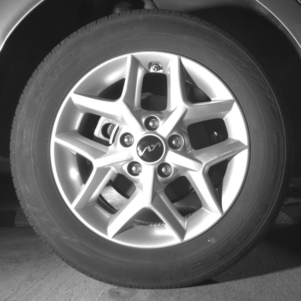 Used 2025 Kia Soul LX w/ LX Technology Package image 15