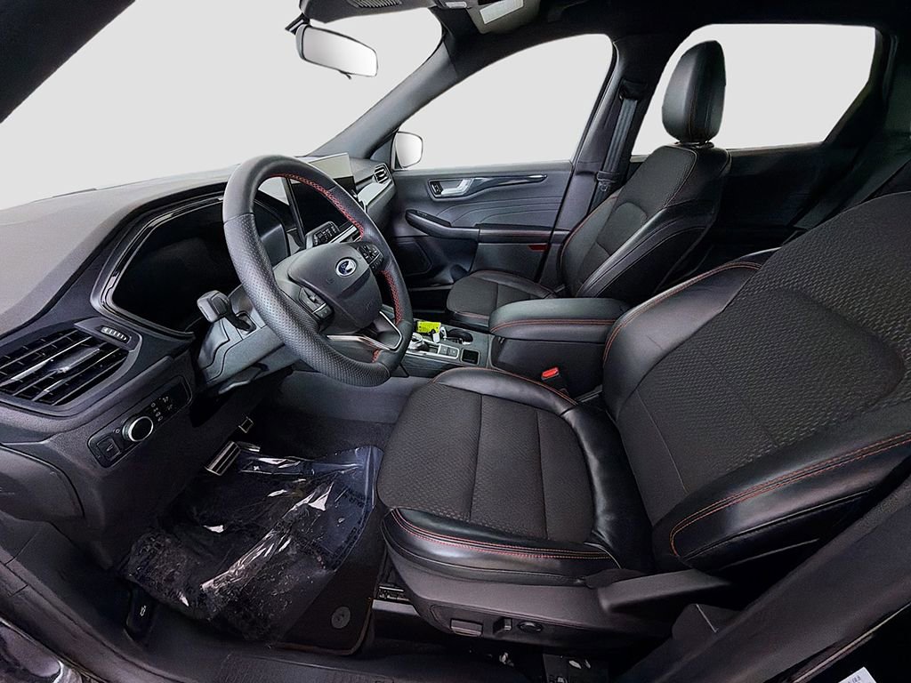 Used 2023 Ford Escape ST-Line w/ Tech Pack #1 image 18