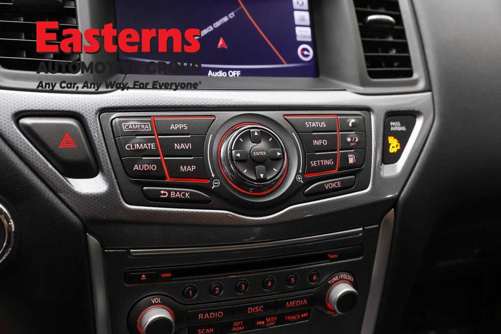 Used 2020 Nissan Pathfinder SL image 20