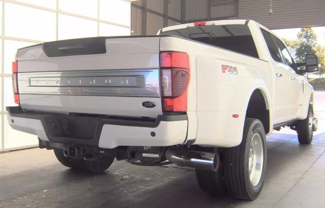 Used 2022 Ford F450 Platinum w/ FX4 Off-Road Package AWD/4WD image 2