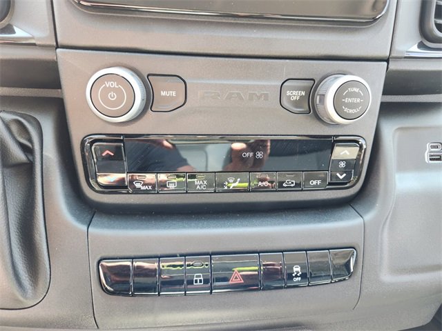 New 2024 RAM ProMaster 2500 w/ Convenience Group image 26
