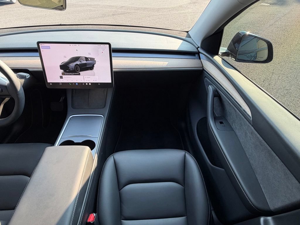 Used 2024 Tesla Model Y Long Range AWD/4WD image 27