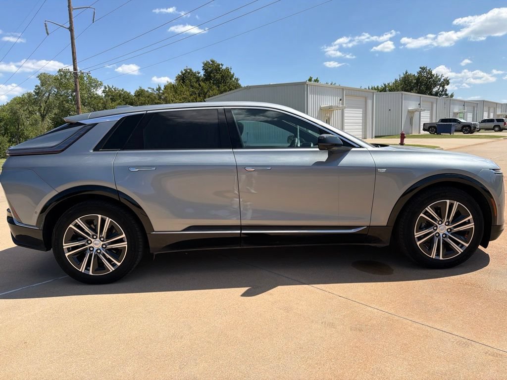 Certified 2024 Cadillac Lyriq Luxury RWD image 6