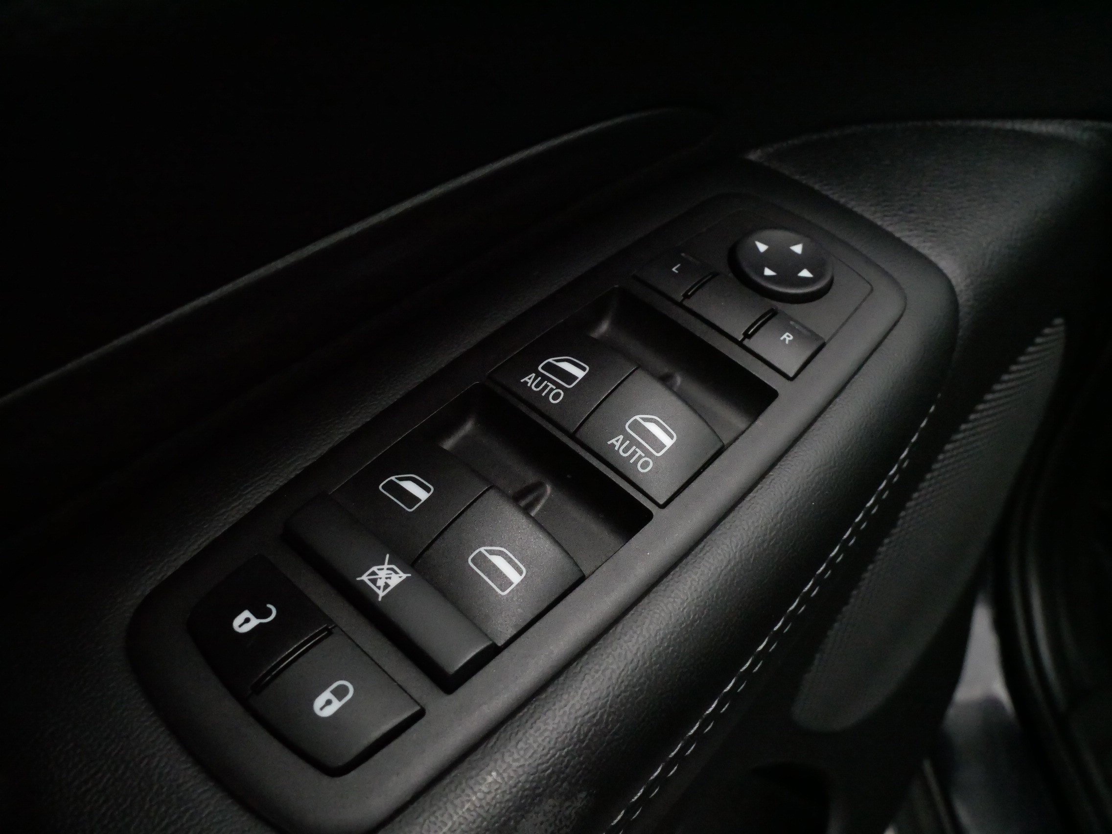 Used 2024 Dodge Durango SXT AWD/4WD image 19