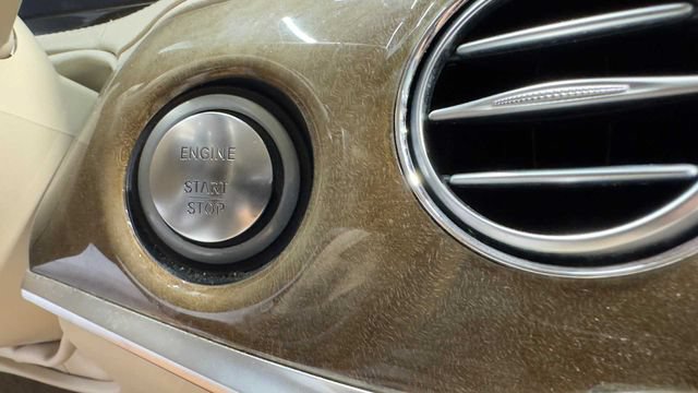 Used 2017 Mercedes-Benz S 550 Sedan image 26