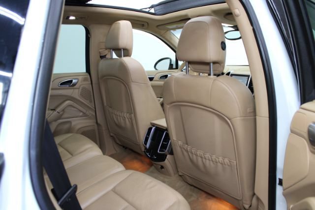Used 2013 Porsche Cayenne AWD/4WD image 26