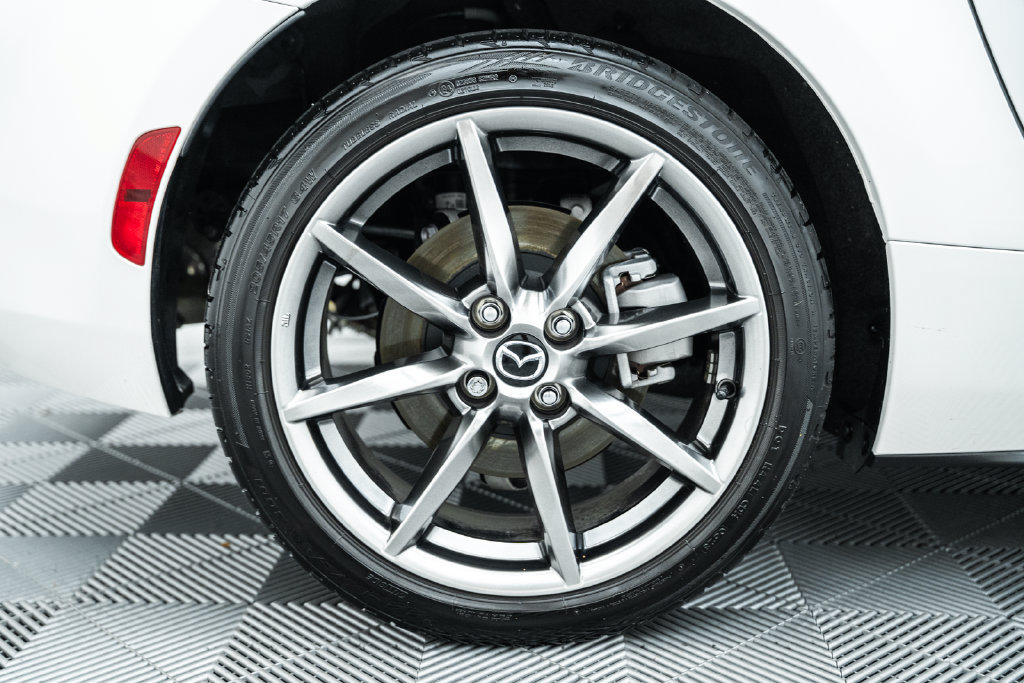 Used 2023 MAZDA MX-5 Miata Grand Touring w/ Weather Package RWD image 14