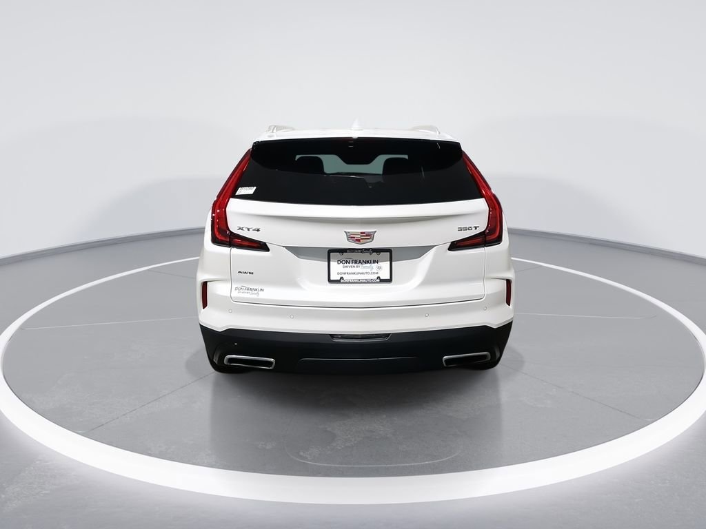 Used 2024 Cadillac XT4 Premium Luxury image 7