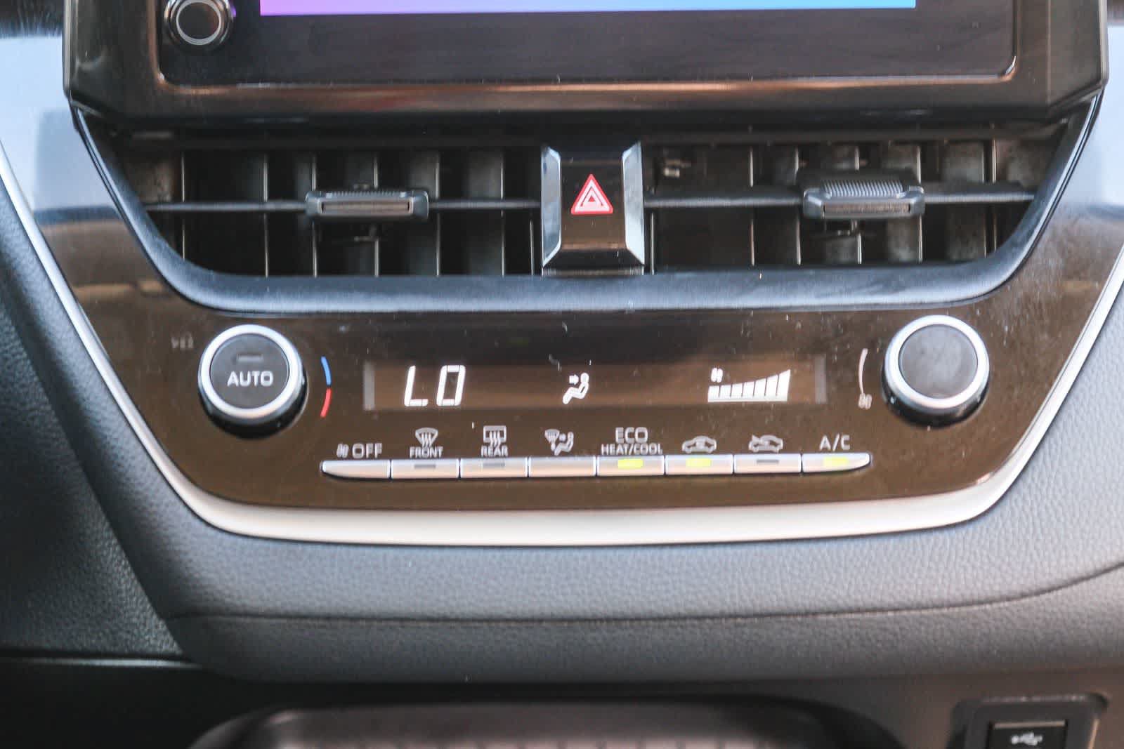 Used 2025 Toyota Corolla LE FWD image 16
