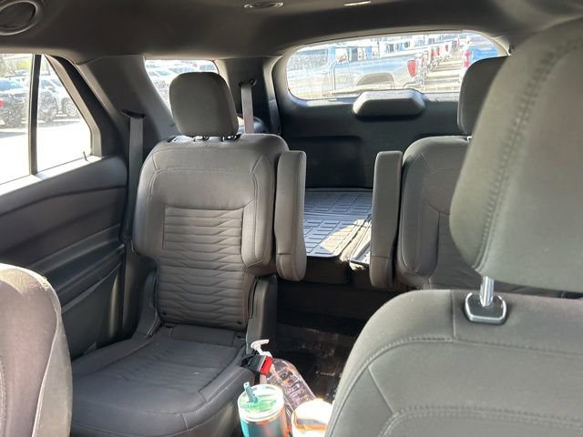 Used 2020 Ford Explorer XLT w/ Comfort Package AWD/4WD image 16
