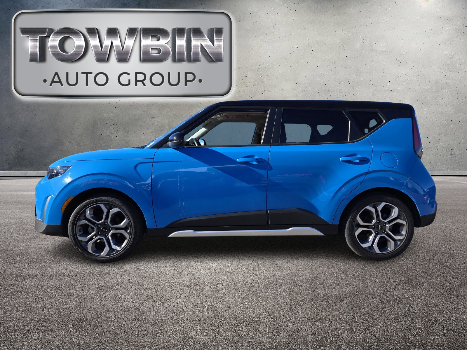 Used 2025 Kia Soul EX image 8