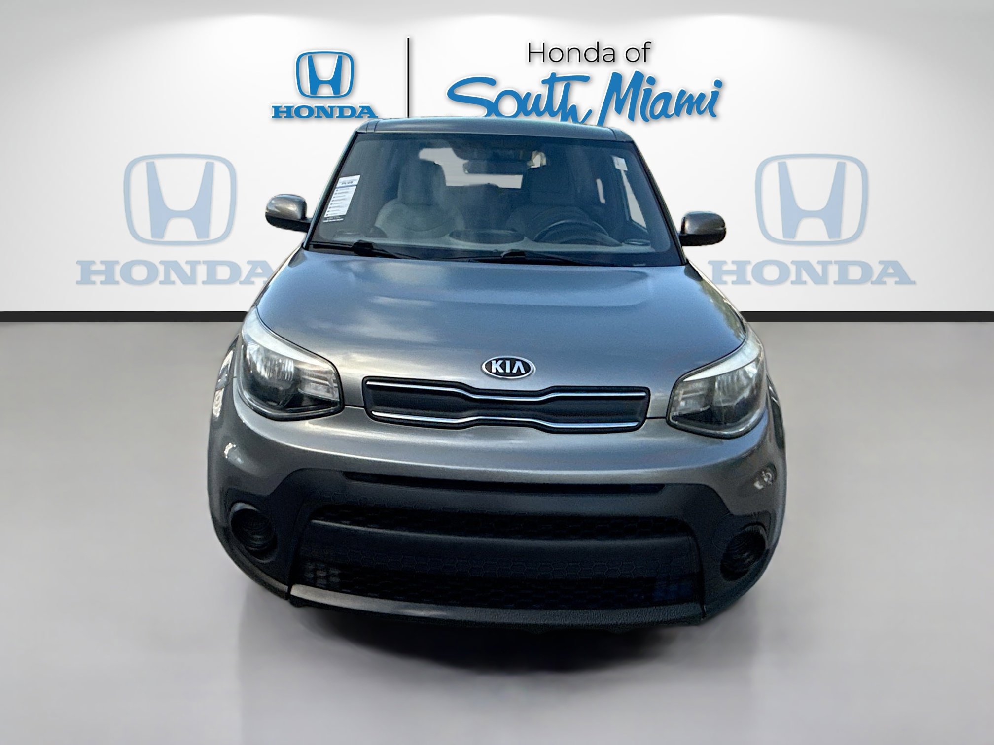Used 2019 Kia Soul FWD image 2