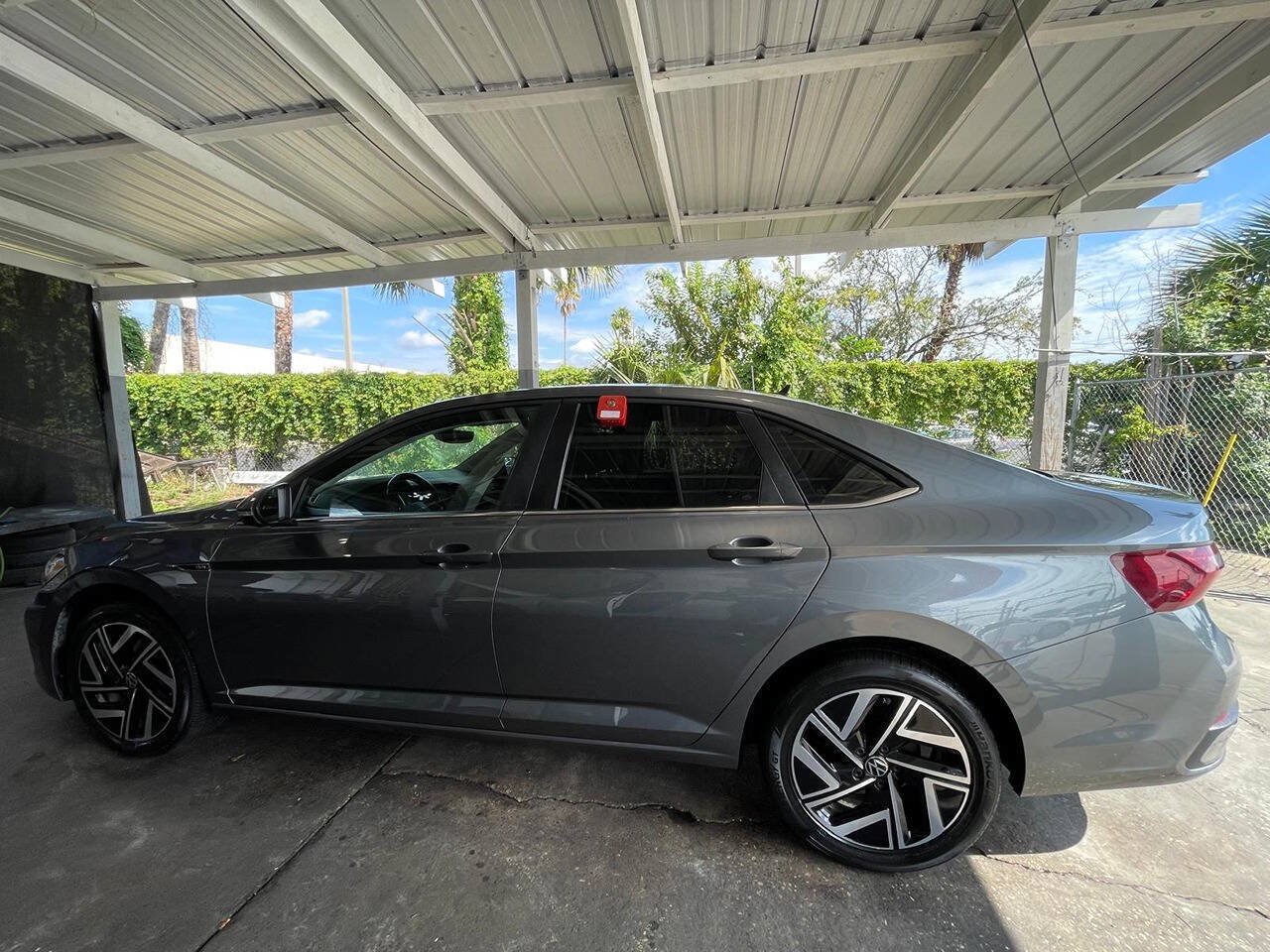 Used 2022 Volkswagen Jetta SEL FWD image 6