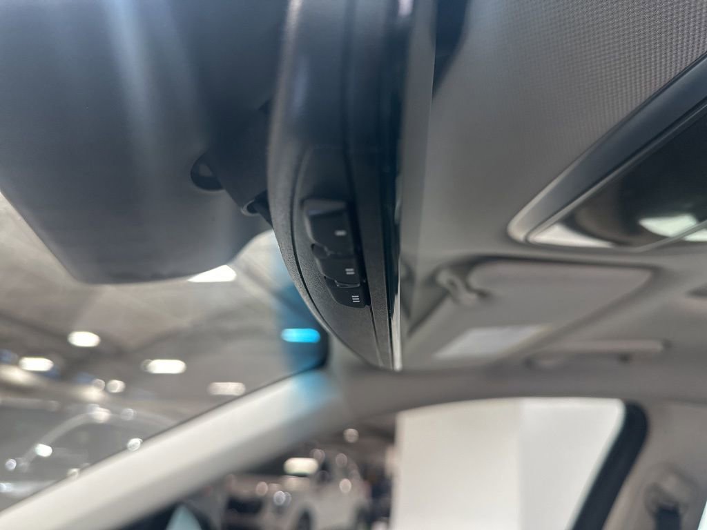 Used 2023 Genesis GV70 2.5T Select w/ Select Package image 26