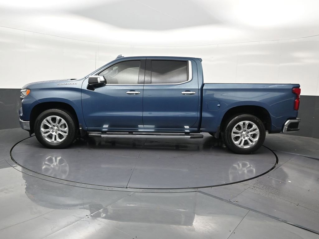 Used 2024 Chevrolet Silverado 1500 LTZ RWD image 2