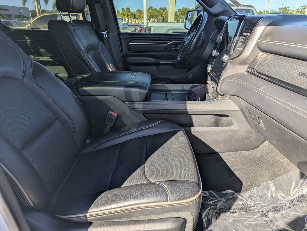Used 2022 RAM 1500 Limited w/ Body Color Bumper Group image 10