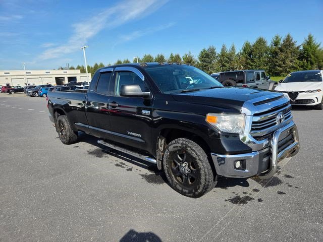 Used 2016 Toyota Tundra SR5 w/ SR5 Upgrade Package AWD/4WD image 17