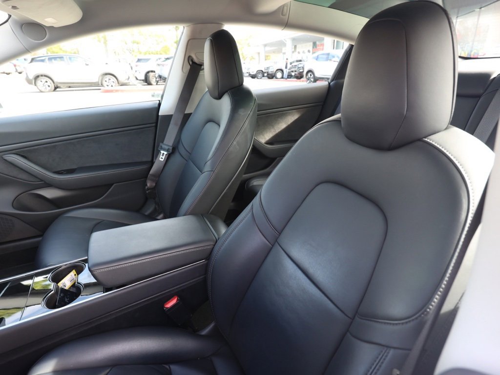 Used 2018 Tesla Model 3 Long Range image 15