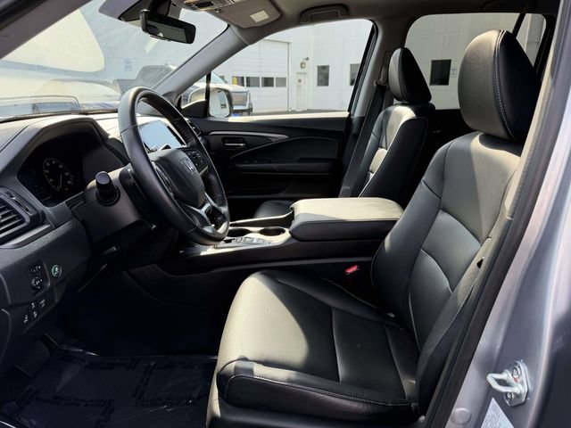 Certified 2025 Honda Ridgeline RTL+ image 8