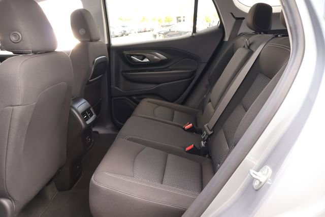 Used 2023 GMC Terrain SLE w/ Driver Convenience Package FWD image 14
