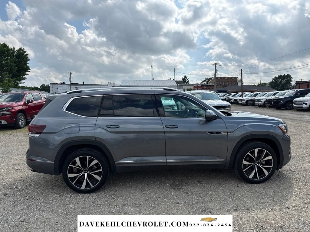 Used 2024 Volkswagen Atlas SEL Premium R-Line AWD/4WD image 6