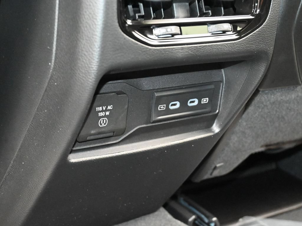 New 2026 Jeep Grand Cherokee Altitude RWD image 29